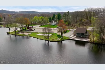 3 Duck Point Trl, Jefferson Township, NJ 07885 - Photo 39