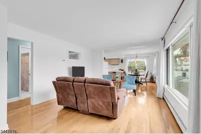 3 Duck Point Trl, Jefferson Township, NJ 07885 - Photo 15