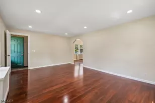 19 Rosedale Ave, Montclair, NJ 07042 - Photo 3