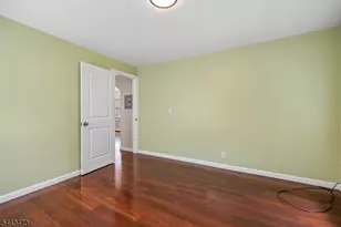 19 Rosedale Ave, Montclair, NJ 07042 - Photo 17