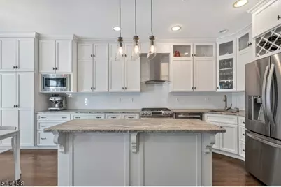 18 A Lincoln Ave #A, Cranford Township, NJ 07016 - Photo 3