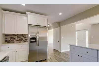 117 Dorothy Street, Carteret, NJ 07008 - Photo 7