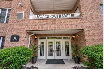6303 Brookhaven Ct #303, Riverdale, NJ 07457 - Photo 3