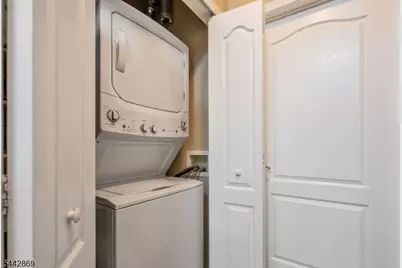 6303 Brookhaven Ct #303, Riverdale, NJ 07457 - Photo 17