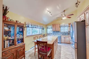 228 Henry Ct, North Plainfield, NJ 07060 - Photo 5