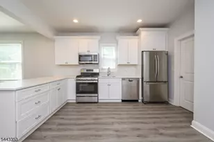 32 Woodland Ave, Morris Township, NJ 07960 - Photo 13