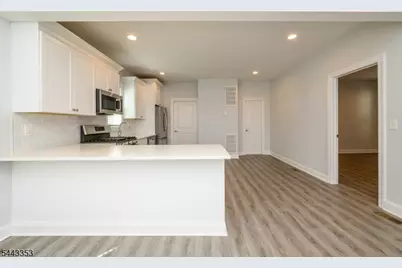 32 Woodland Ave Apt 1, Morris Township, NJ 07960 - Photo 11