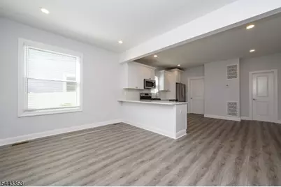 32 Woodland Ave Apt 1, Morris Township, NJ 07960 - Photo 5