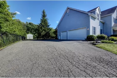 32 Dyer Rd, Wantage, NJ 07461 - Photo 5