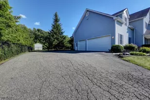 32 Dyer Rd, Wantage, NJ 07461 - Photo 5