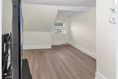 558 Argyle Ave #2, Orange, NJ 07050 - Photo 13