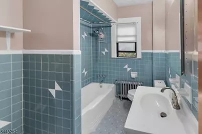 558 Argyle Ave #2, Orange, NJ 07050 - Photo 15