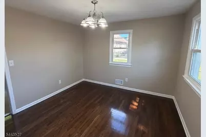 1642 Park St, Rahway, NJ 07065 - Photo 7