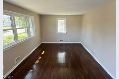 1642 Park St, Rahway, NJ 07065 - Photo 5