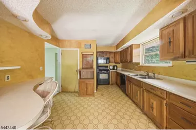 344 Union Ave, Bloomingdale, NJ 07403 - Photo 5