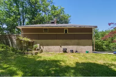 344 Union Ave, Bloomingdale, NJ 07403 - Photo 29