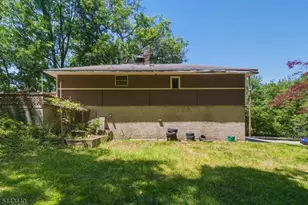 344 Union Ave, Bloomingdale, NJ 07403 - Photo 29