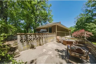344 Union Ave, Bloomingdale, NJ 07403 - Photo 25