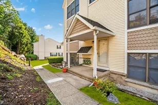 56 Portsmouth Ct, Hamburg, NJ 07419 - Photo 27