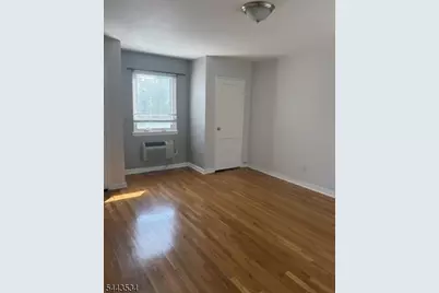 26B Troy Dr #b, Springfield, NJ 07081 - Photo 9