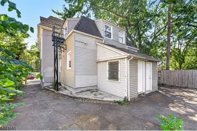 437 7th Ave #L1, Newark, NJ 07107 - Photo 7