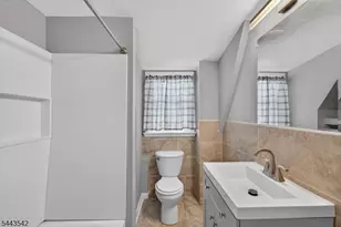 439 7th Ave, Newark, NJ 07107 - Photo 9