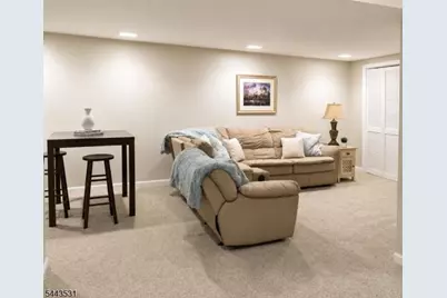 22 Village Square Dr, Union Township, NJ 08802 - Photo 19