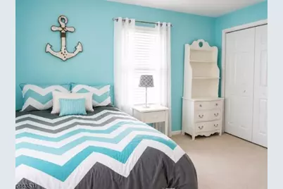 22 Village Square Dr, Union Township, NJ 08802 - Photo 17