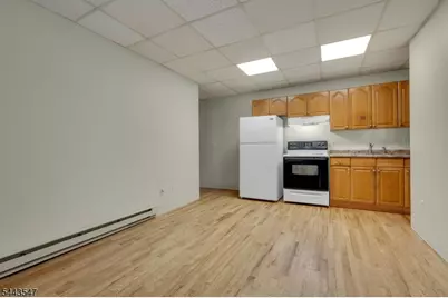 377 Park St #C, Hackensack, NJ 07601 - Photo 7