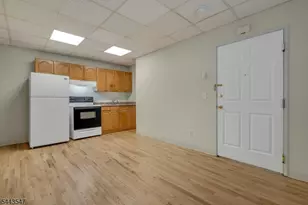 377 Park St, Hackensack, NJ 07601 - Photo 5