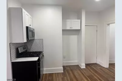 56 Smith, Newark, NJ 07106 - Photo 3