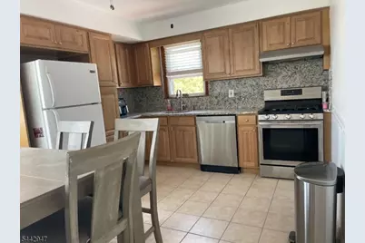 739 Lake Ave, Lyndhurst Township, NJ 07071 - Photo 19