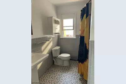 739 Lake Ave, Lyndhurst Township, NJ 07071 - Photo 21