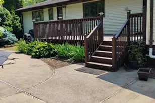 77 Schwinn Dr, Clark Township, NJ 07066 - Photo 23