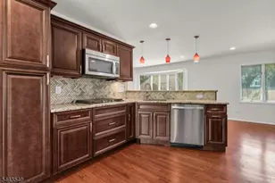 77 Schwinn Dr, Clark Township, NJ 07066 - Photo 7