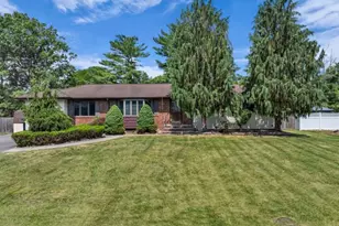 77 Schwinn Dr, Clark Township, NJ 07066 - Photo 1