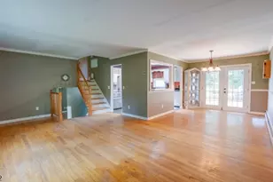 8 Deer Path, Holland Township, NJ 08848 - Photo 5