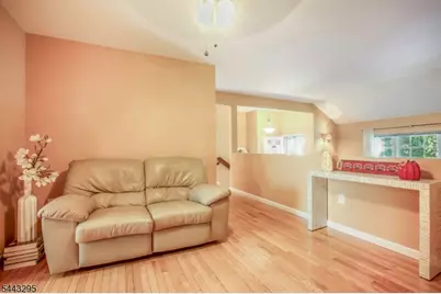 194 Driscoll Ct, Franklin Township, NJ 08873 - Photo 7