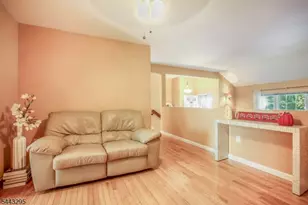 194 Driscoll Ct, Franklin Township, NJ 08873 - Photo 7