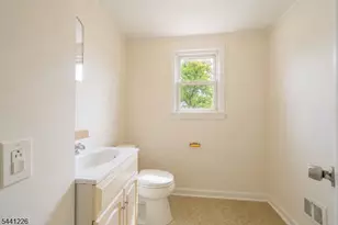711 Bloomfield Ave, Clifton, NJ 07012 - Photo 21