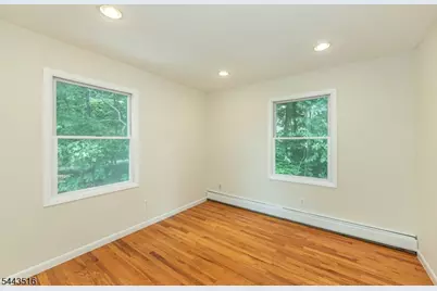16 Florence St, Hopatcong, NJ 07874 - Photo 11