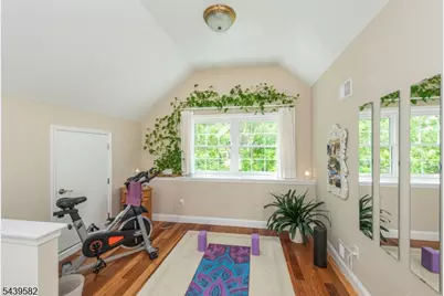 31 Cooper Ln, Long Hill Township, NJ 07946 - Photo 27
