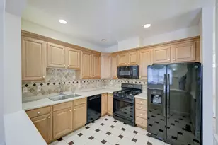 223 Emily Pl, Parsippany, NJ 07054 - Photo 5
