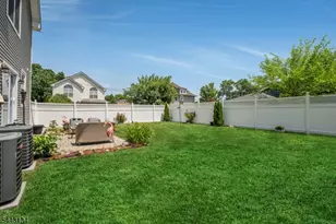 75 Bowlby St, Dover, NJ 07801 - Photo 31
