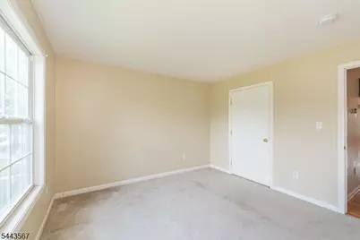 38 Chanda Ct, Clifton, NJ 07012 - Photo 19