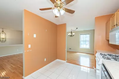 38 Chanda Ct, Clifton, NJ 07012 - Photo 11