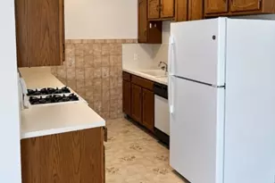 846 Riverside Ave, Lyndhurst Township, NJ 07071 - Photo 3