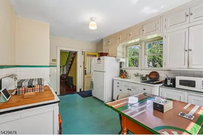 16 Silverthorne Rd, High Bridge, NJ 08829 - Photo 13