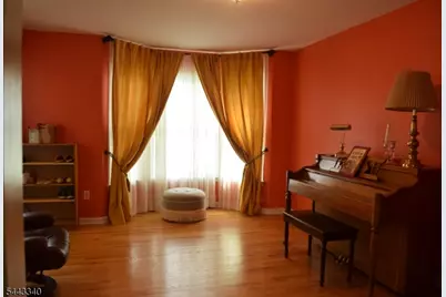 25 Haddon Rd, Parsippany, NJ 07054 - Photo 17