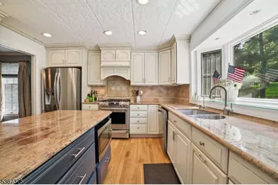 415 Fairmount Ave, Chatham Township, NJ 07928 - Photo 11